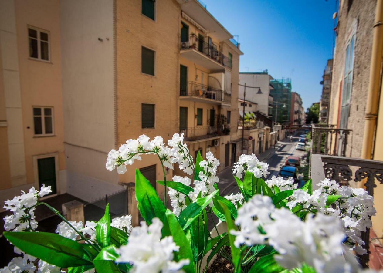 Suite Re Riccardo Caserta Exterior photo